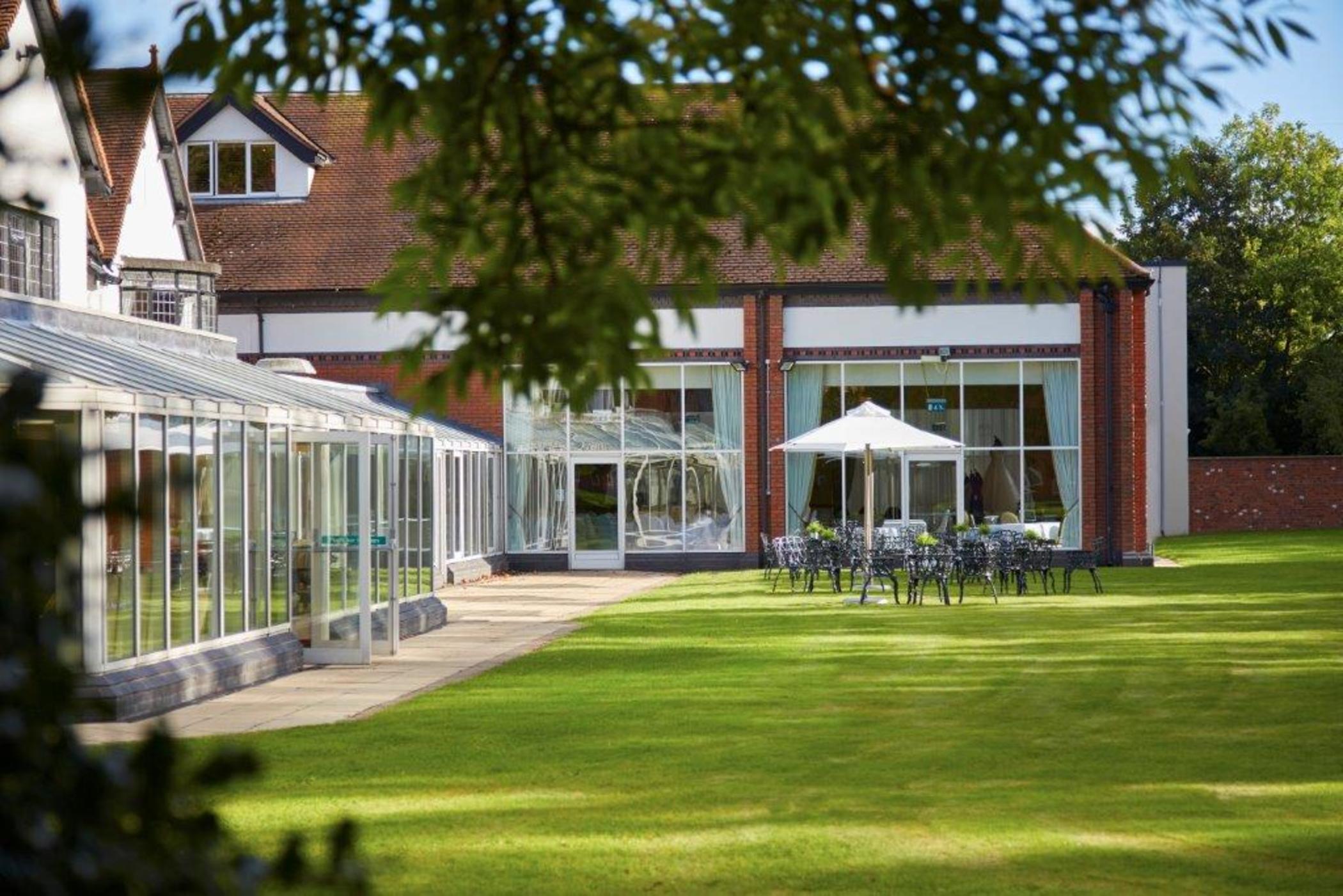 Macdonald Craxton Wood & 4*