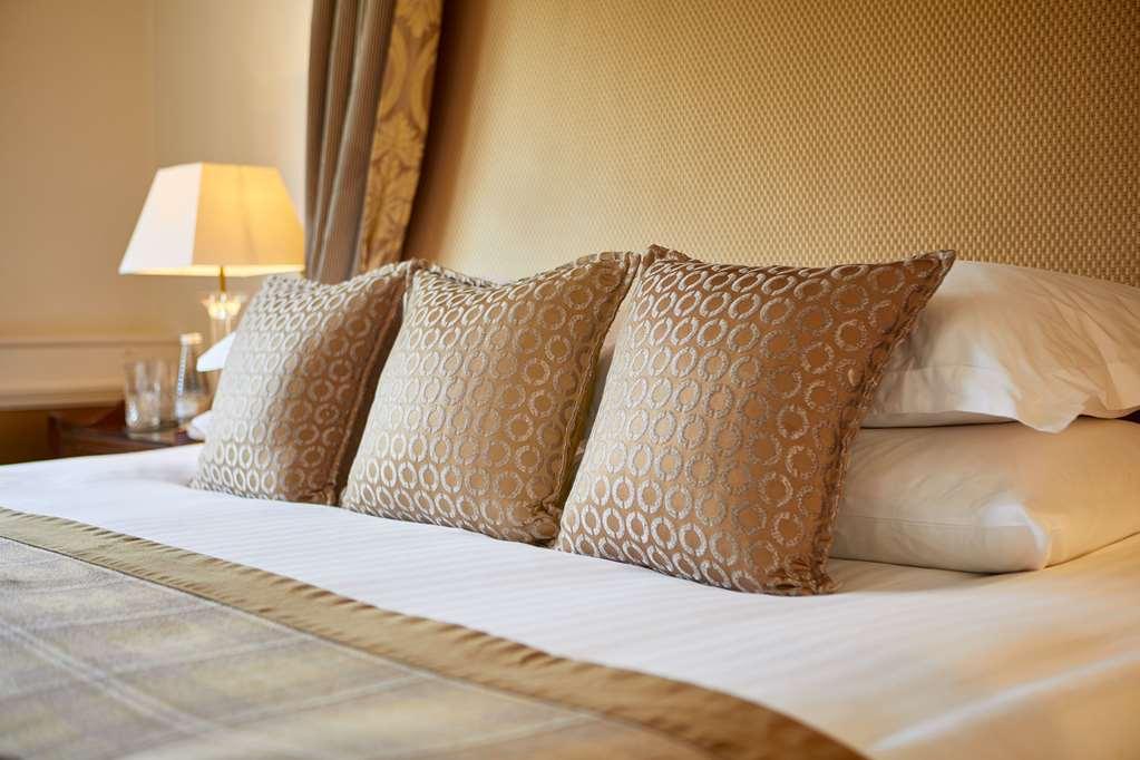 Macdonald Craxton Wood & 4*