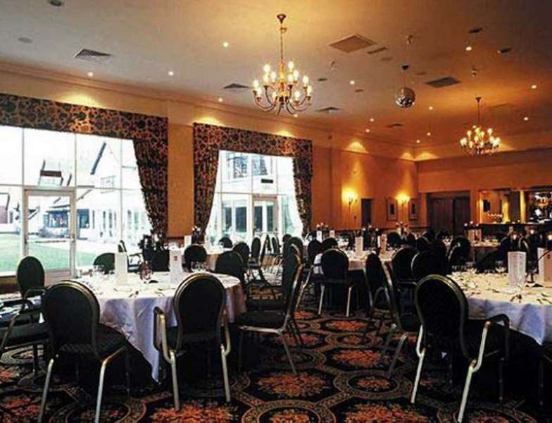 Macdonald Craxton Wood & 4*