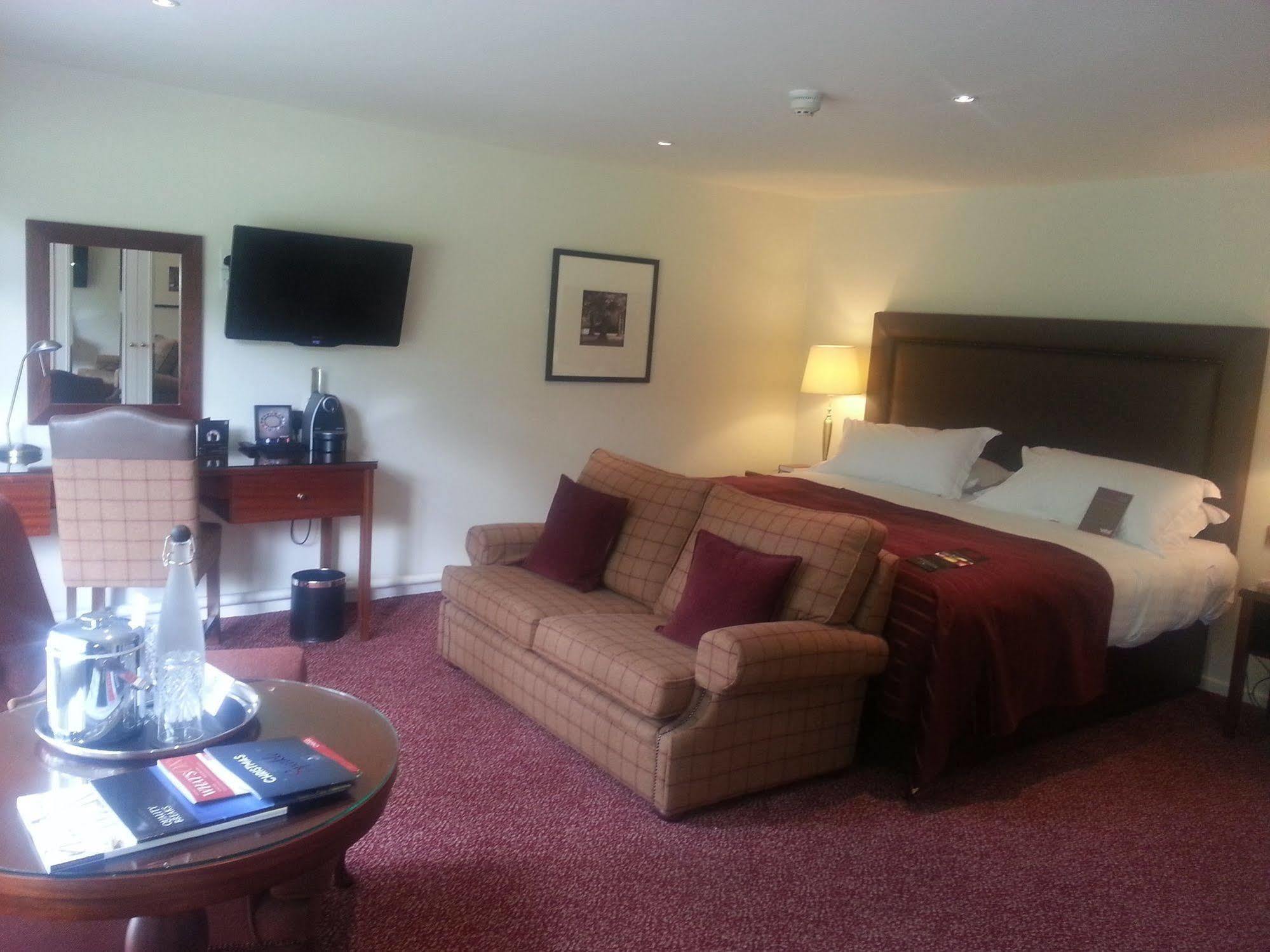 Macdonald Craxton Wood & 4*